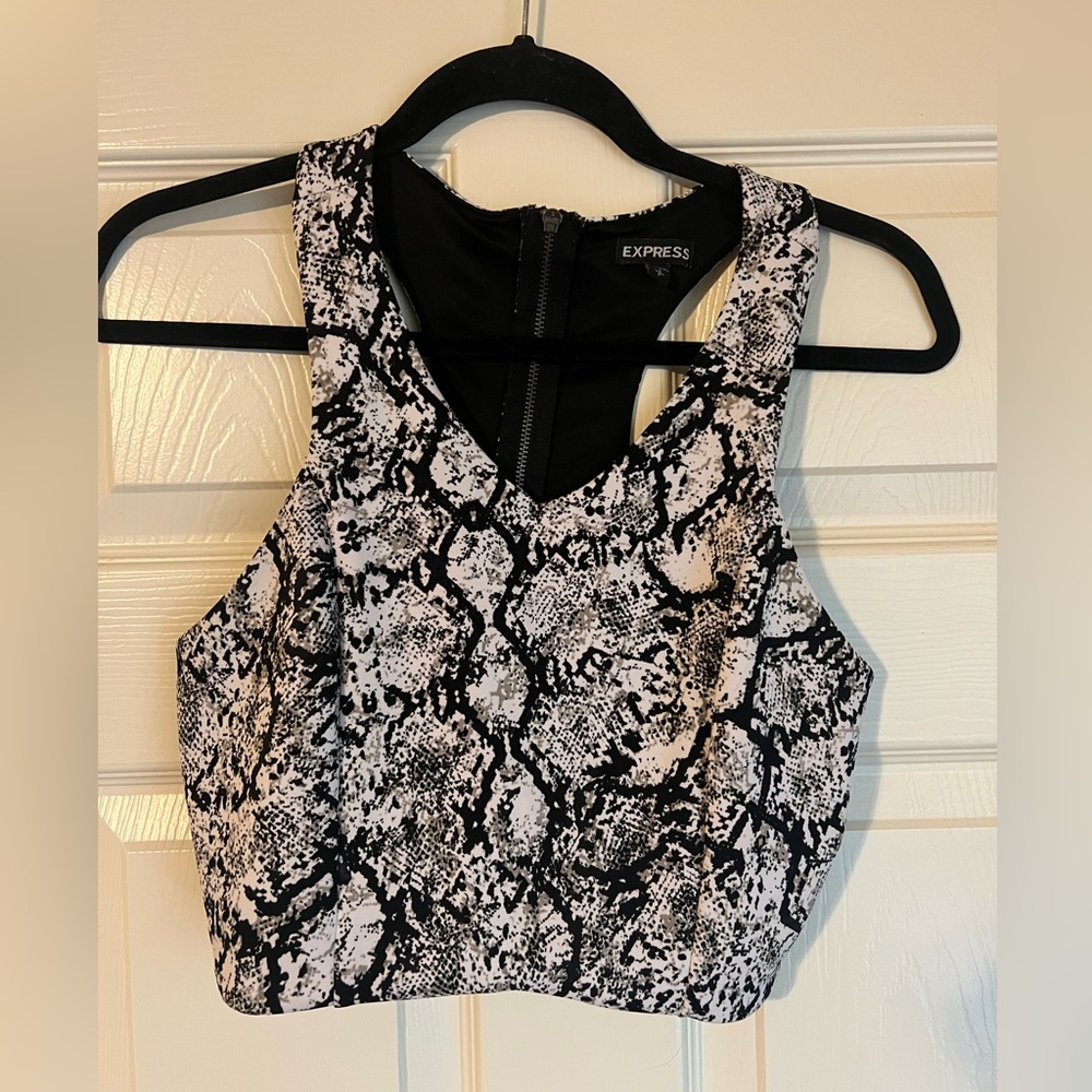 Black and White zip up crop top